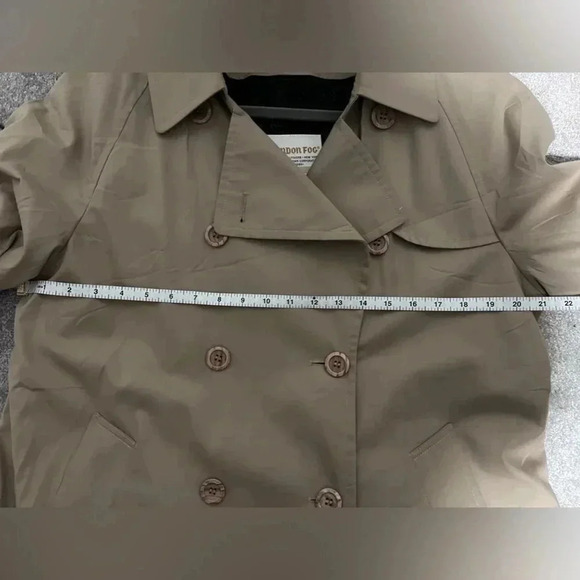 Vintage | London Fog | Trench Coat w/ Removable Fleece Lining | Sz 14P - Picture 10 of 12